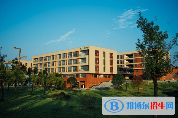 什么樣中職學校好