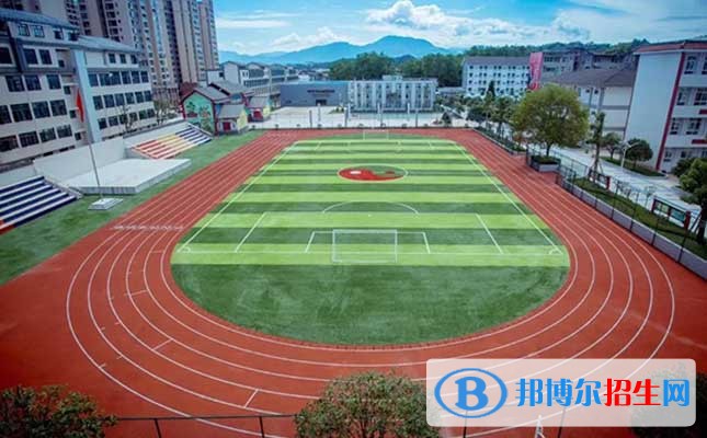 雅安北附實驗學(xué)校的管理怎么樣