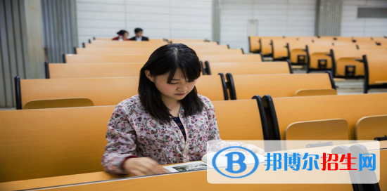 貴陽(yáng)什么樣的中職學(xué)校有攝影專業(yè)