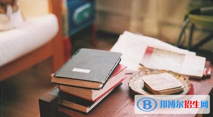 湖南男生學(xué)什么中專學(xué)校好