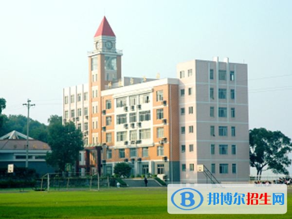 重慶航天職業(yè)技術(shù)學(xué)院收費(fèi)情況，資助政策