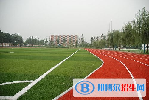 成都指南針職業(yè)技術學校