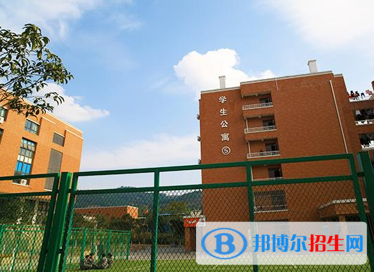 成都五月花高級技工學校2