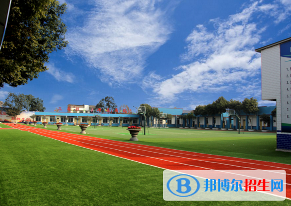 成都棠湖科學技術學校4
