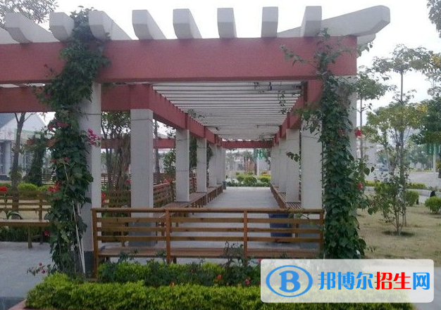 泉州醫(yī)學(xué)高等?？茖W(xué)校2