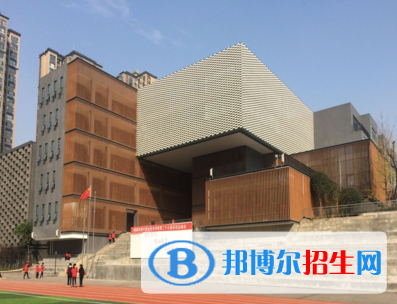 成都市現(xiàn)代職業(yè)技術學校1