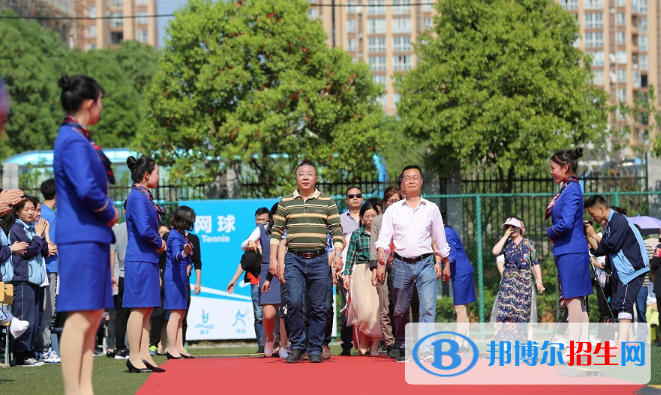 成都溫江區(qū)燎原職業(yè)技術學校6