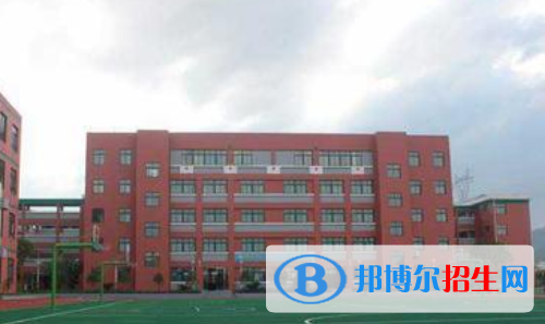 長沙中等?？剖侵袑? width=
