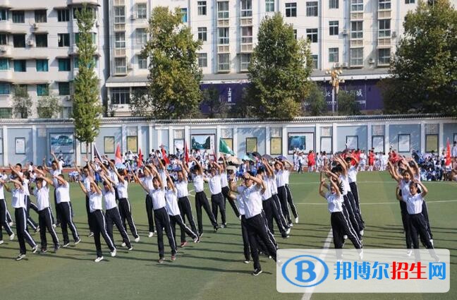 貴州鎮(zhèn)遠中學2020年報名條件、招生要求、招生對象