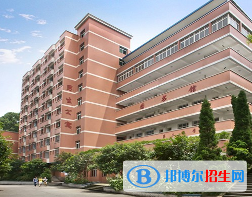 重慶初中畢業(yè)可以學(xué)護士上衛(wèi)校嗎