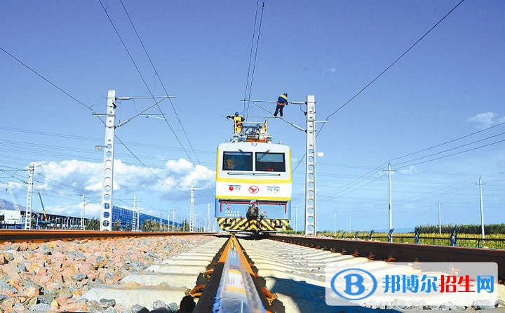 陜西中專鐵路學(xué)校怎么考大專