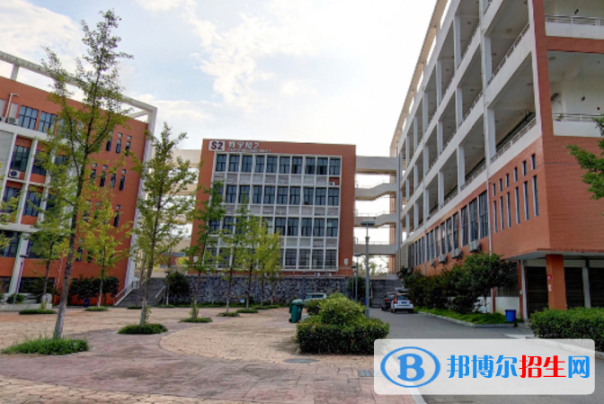 三峽旅游職業(yè)技術學院地址在哪里