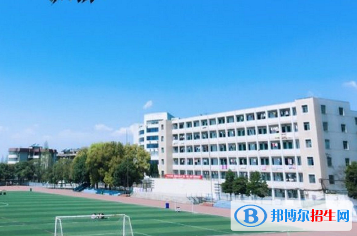 襄陽職業(yè)技術(shù)學(xué)院五年制大專2020年招生辦聯(lián)系電話