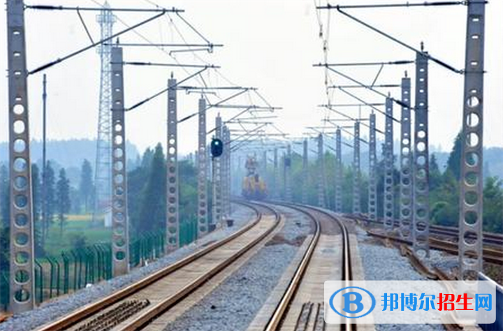 陜西300分能上鐵路學校嗎