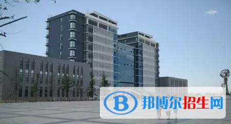 河北的衛(wèi)校畢業(yè)后可以當醫(yī)生嗎