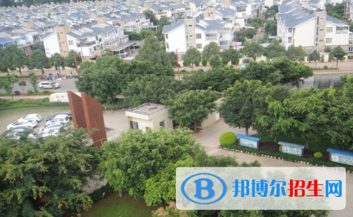 學(xué)校3