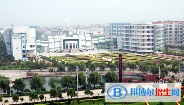 湖北職業(yè)技術(shù)學(xué)院五年制大專2020年報(bào)名條件、招生要求、招生對(duì)象