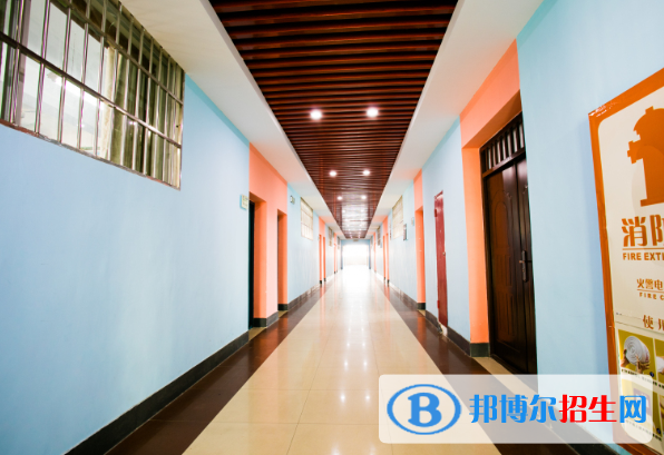 江西機(jī)電職業(yè)技術(shù)學(xué)院五年制大專2020年學(xué)費(fèi)、收費(fèi)多少