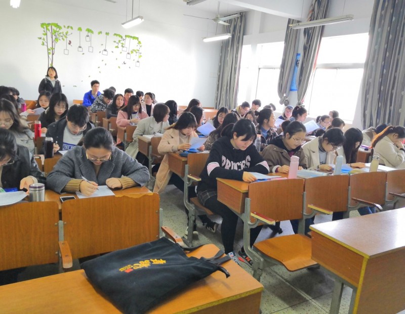 揚(yáng)州大學(xué)醫(yī)學(xué)院2020年報(bào)名條件、招生要求