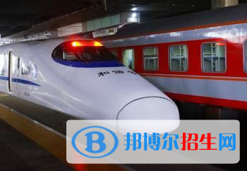 河南初中生能讀鐵路學校嗎