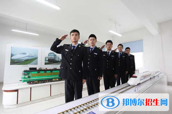 江蘇省男生讀什么鐵路學(xué)校好