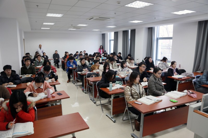 南通大學(xué)醫(yī)學(xué)院2020年報(bào)名條件、招生要求