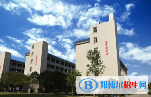 化州職業(yè)技術學校4