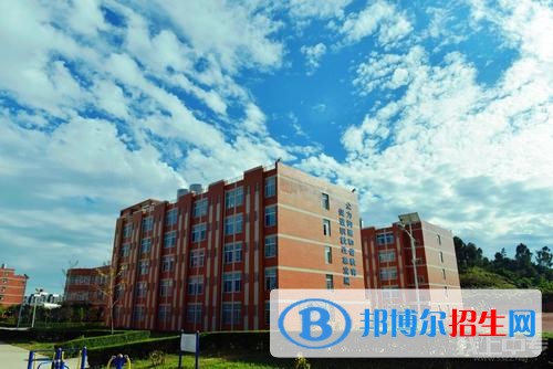 四川會(huì)理現(xiàn)代職業(yè)技術(shù)學(xué)校地址在哪里