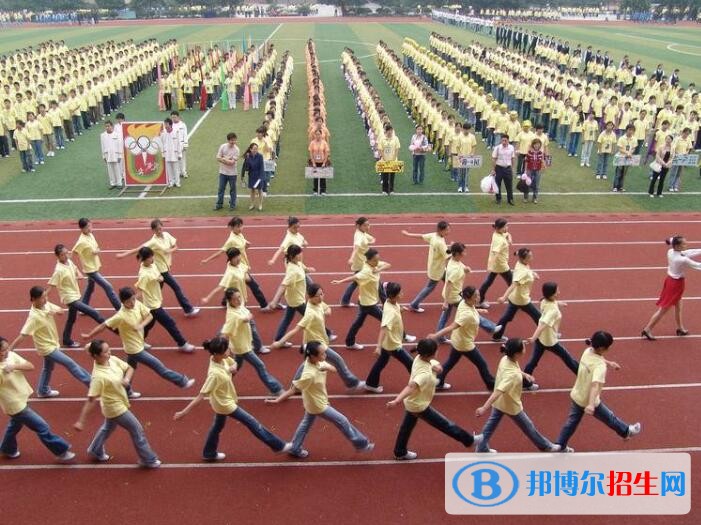 重慶旅游學(xué)校2020年有哪些專(zhuān)業(yè)