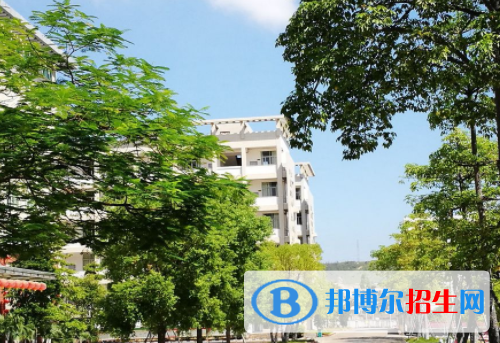 潮州職業(yè)技術(shù)學(xué)校2020年報名條件、招生要求、招生對象