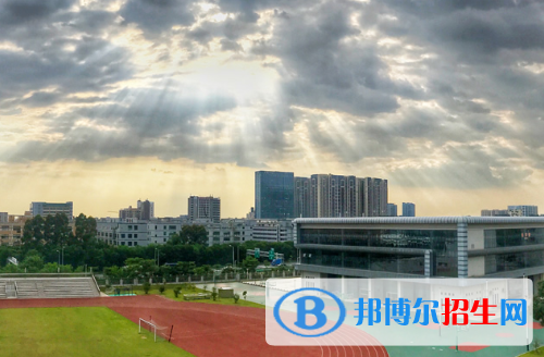 廣東2020年中專汽修學(xué)校怎么考大專