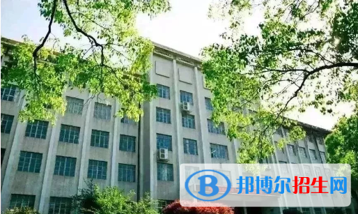 湖南2020年哪個(gè)大專(zhuān)學(xué)校鐵路學(xué)校好