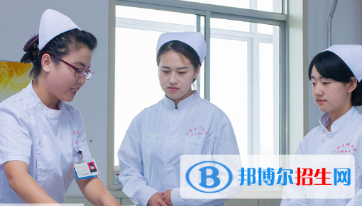 重慶2022年中專衛(wèi)?？梢钥即髮? width=