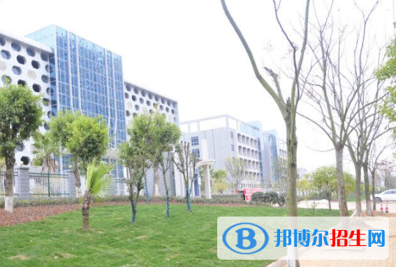 江西2020年初中生學(xué)鐵路學(xué)校的學(xué)校