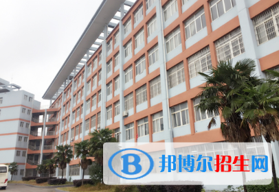 南昌理工職業(yè)中等專(zhuān)業(yè)學(xué)校2020年報(bào)名條件、招生要求、招生對(duì)象