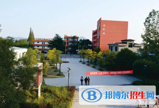 萍鄉(xiāng)湘東職業(yè)中等專業(yè)學校2020年招生錄取分數(shù)線