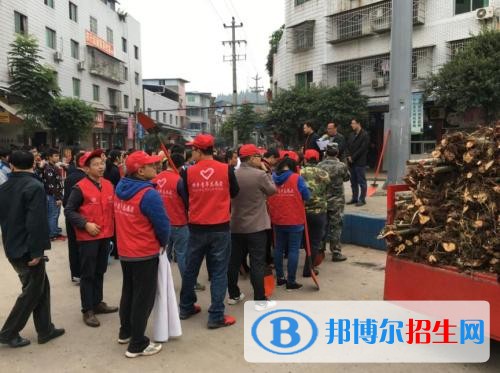 至縣回瀾職業(yè)中學(xué)2020年報(bào)名條件、招生要求、招生對象