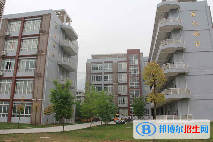重慶黔江區(qū)民族職業(yè)教育中心怎么樣、好不好