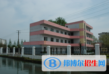 鷹潭應(yīng)用工程學(xué)校2020年招生錄取分?jǐn)?shù)線