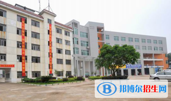 贛州第一職業(yè)技術學校2020年招生辦聯(lián)系電話