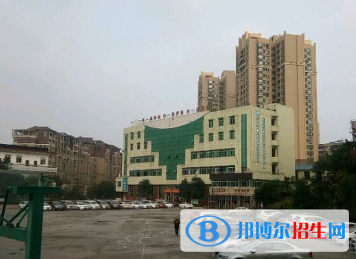 重慶機(jī)械技師學(xué)院2020年報(bào)名條件、招生要求、招生對象