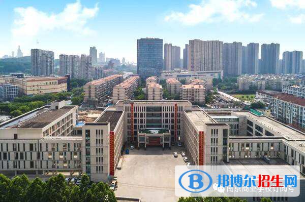 南京商業(yè)學(xué)校怎么樣、好不好