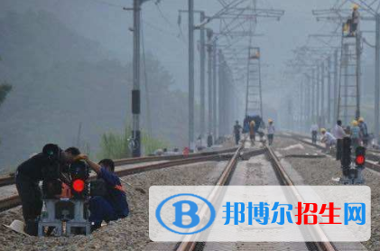 廣西2020年鐵路學(xué)校什么專業(yè)適合女生