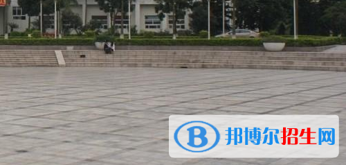 重慶商務(wù)高級技工學(xué)校2020年有哪些專業(yè)