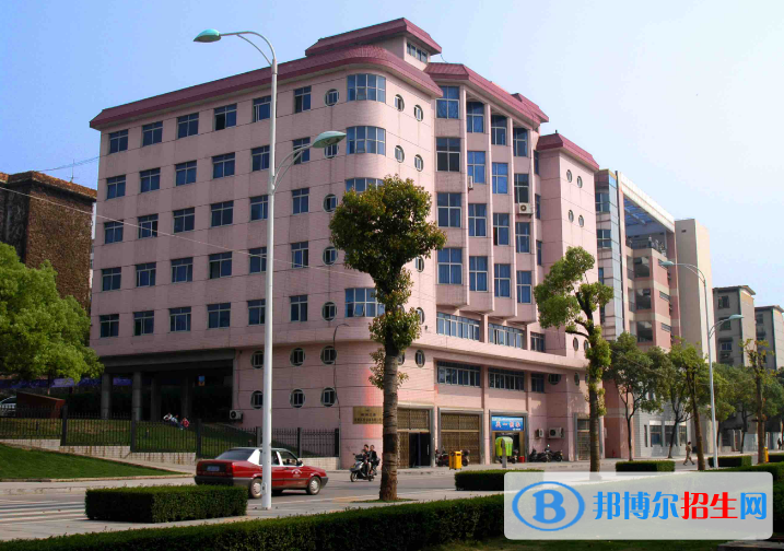 湖南2020年鐵路學(xué)校哪個(gè)專業(yè)好