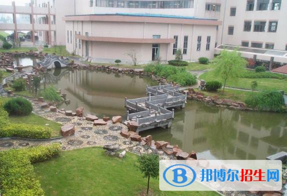 海鹽縣商貿(mào)學(xué)校2020年報名條件、招生要求、招生對象