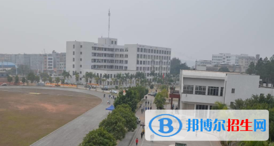 玉林第一職業(yè)中等專業(yè)學(xué)校2020年宿舍條件 