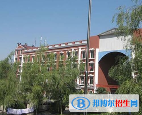 漯河衛(wèi)生中等專業(yè)學(xué)校2021年招生辦聯(lián)系電話