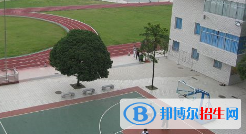 桂林財(cái)貿(mào)金融學(xué)校網(wǎng)站網(wǎng)址