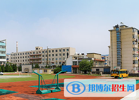 湖北汽車工業(yè)實(shí)驗(yàn)技工學(xué)校6